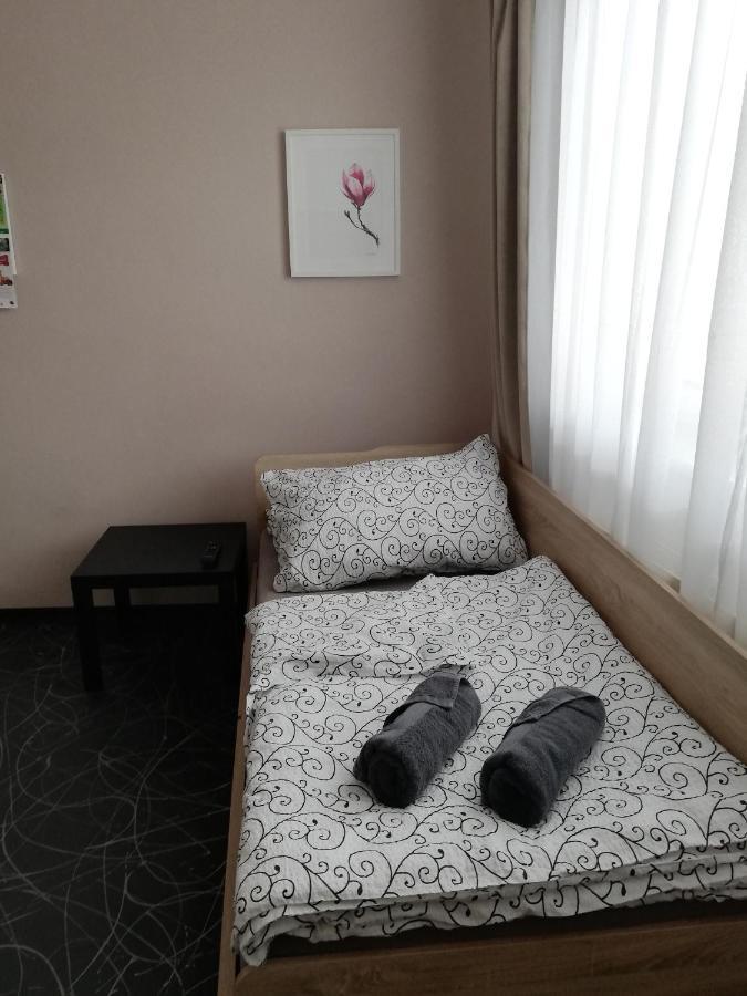 Apartman Lednicka Breclav Bagian luar foto