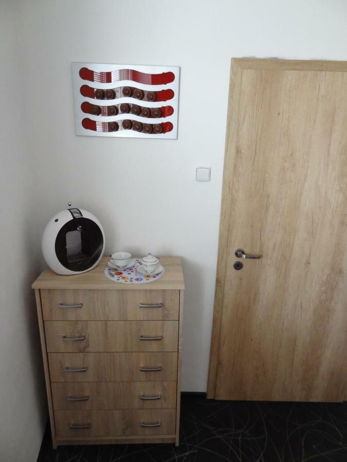Apartman Lednicka Breclav Bagian luar foto
